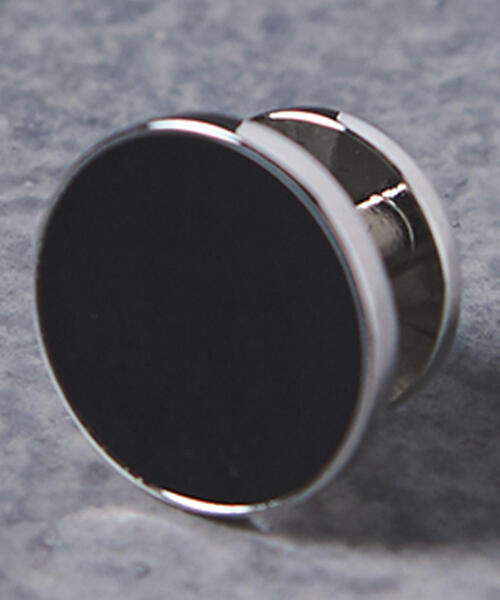 UNITED ARROWS（ユナイテッドアローズ）の「＜ELIZABETH PARKER（エリザベスパーカー）＞ ラウンド スタッズ セット（カフリンクス・メンズ・ブラック・フリー）」の4枚目の写真