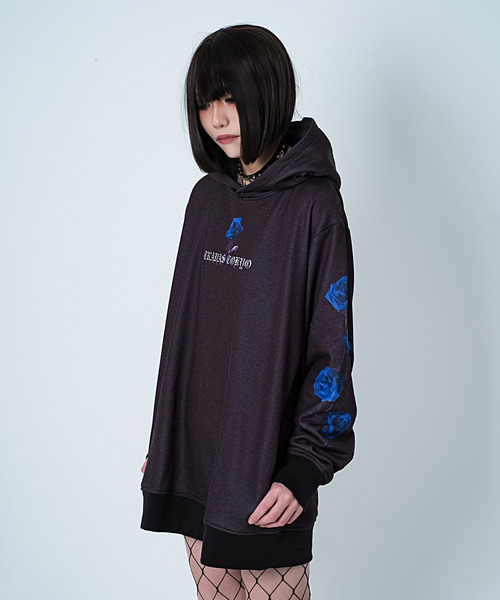 TRAVAS TOKYO（トラバス トウキョウ）の「Ribbon berry hoodie