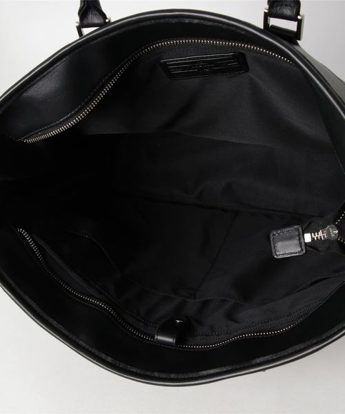 THE SUIT COMPANY(ザ・スーツカンパニー)の「<撥水>【SEEKER別注】ウォータープルーフレザートートバッグ(トートバッグ・メンズ・ブラック/ネイビー・FREE)」の5枚目の写真