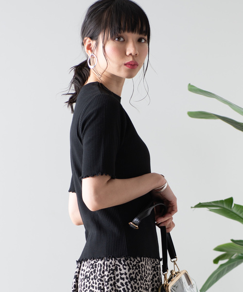 WEGO（ウィゴー）の「WEGO/リブメロウハイネックTシャツ（Tシャツ/カットソー・レディース・ホワイト/ブラック/カーキ/イエロー/オレンジ/ライトブラウン/パープル・FREE）」の3枚目の写真