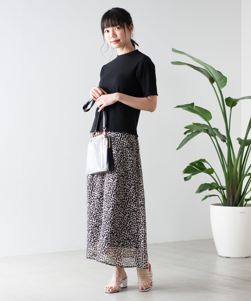 WEGO（ウィゴー）の「WEGO/リブメロウハイネックTシャツ（Tシャツ/カットソー・レディース・ホワイト/ブラック/カーキ/イエロー/オレンジ/ライトブラウン/パープル・FREE）」の12枚目の写真