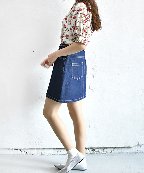 PairPair（ペアペア）の「タック入り花柄カイキンシャツ（シャツ/ブラウス・レディース・ブラック/オフホワイト/ブルー・FREE）」の9枚目の写真