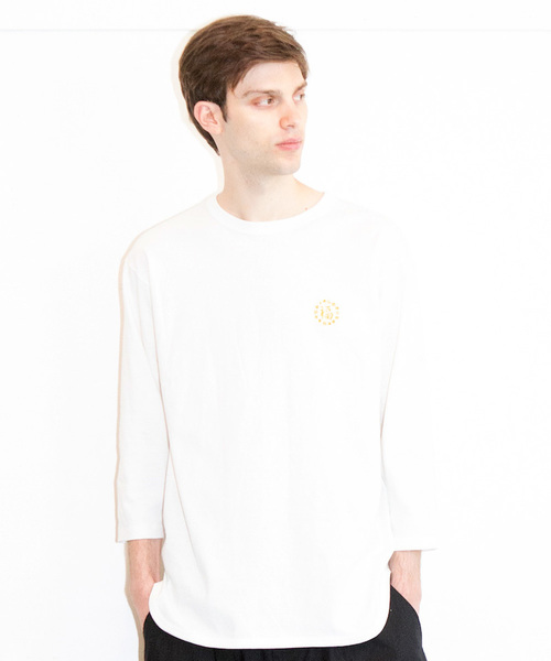 VIRGOwearworks(ヴァルゴウェアワークス)の「CIRCLE HAPPY EMB 3/4(Tシャツ/カットソー・メンズ・インディゴブルー/ホワイト/ブラック・4/2/3)」の1枚目の写真