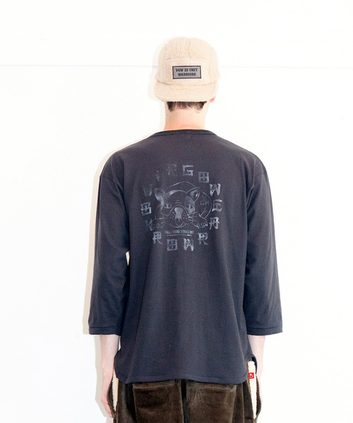 VIRGOwearworks(ヴァルゴウェアワークス)の「CIRCLE HAPPY EMB 3/4(Tシャツ/カットソー・メンズ・インディゴブルー/ホワイト/ブラック・4/2/3)」の5枚目の写真