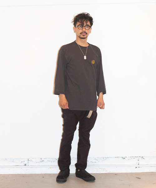 VIRGOwearworks(ヴァルゴウェアワークス)の「CIRCLE HAPPY EMB 3/4(Tシャツ/カットソー・メンズ・インディゴブルー/ホワイト/ブラック・4/2/3)」の19枚目の写真