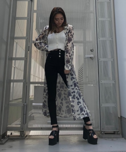 ENVYM（アンビー）の「バックスリット２ｗａｙペイズリーガウン（その他アウター・レディース・ホワイト/ブラック/グリーン・FREE）」の9枚目の写真