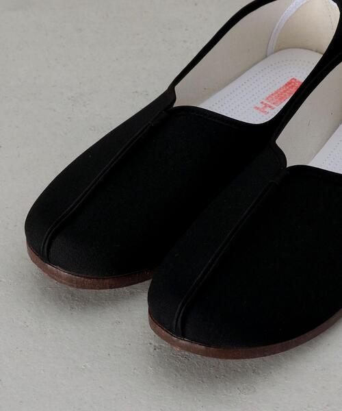 H　BEAUTY&YOUTH UNITED ARROWS（エイチビューティーアンドユースユナイテッドアローズ）の「＜H＞ KUNG FU MOTIF SHOES 1/シューズ.（スリッポン・メンズ・ブラック・42/40/41/39/43）」の6枚目の写真