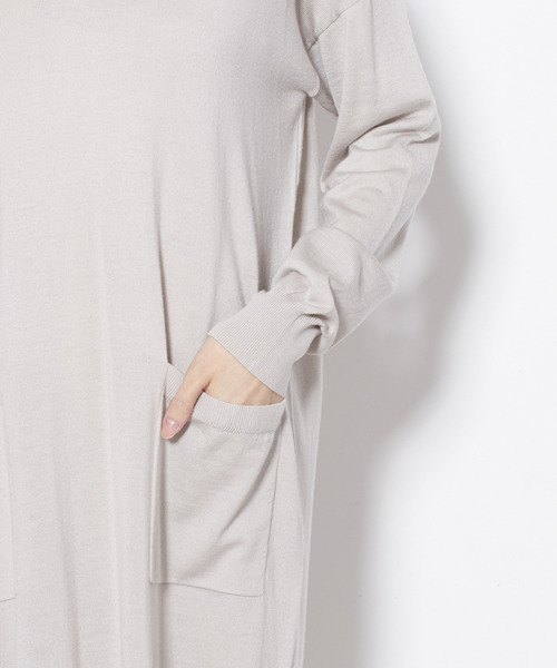 Tiara（ティアラ）の「Vネックニットワンピース（ニット/セーター・レディース・グレー系その他/チャコール・FREE）」の10枚目の写真