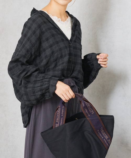 PUAL CE CIN（ピュアルセシン）の「ヘリンボーン襟フリルブラウス（シャツ/ブラウス・レディース・オフホワイト/ブラック/その他1/その他2・FREE）」の4枚目の写真