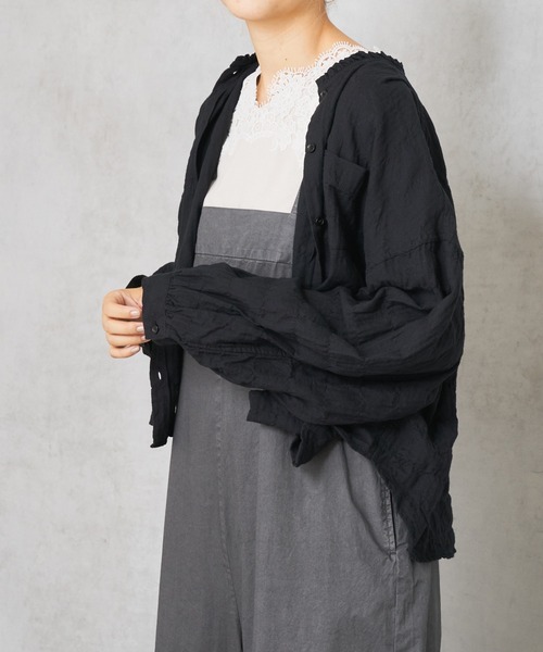 PUAL CE CIN（ピュアルセシン）の「ヘリンボーン襟フリルブラウス（シャツ/ブラウス・レディース・オフホワイト/ブラック/その他1/その他2・FREE）」の9枚目の写真