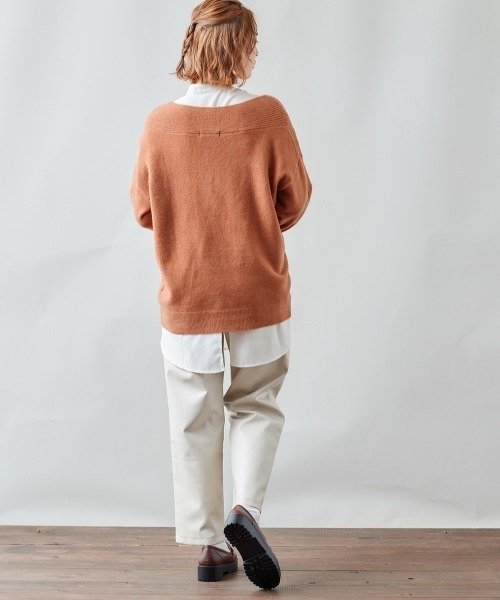 cepo（セポ）の「センターリブゆるＶネックニット（ニット/セーター・レディース・ブラック/オフホワイト/グレー/オレンジ・M）」の4枚目の写真