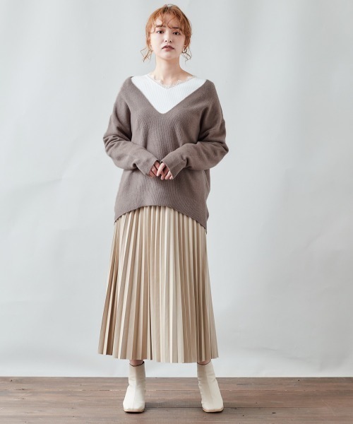 cepo（セポ）の「センターリブゆるＶネックニット（ニット/セーター・レディース・ブラック/オフホワイト/グレー/オレンジ・M）」の6枚目の写真