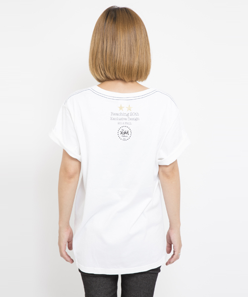 X-girl（エックスガール）の「XgirlｘChadmoore FALL BIG TEE（Tシャツ/カットソー・レディース・ホワイト/ブラック・ONE SIZE）」の4枚目の写真