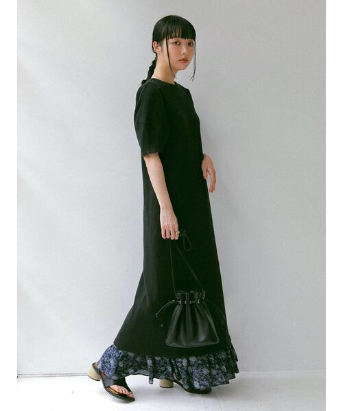 Ungrid（アングリッド）の「フェイクレザー巾着BAG（ハンドバッグ・レディース・ブラック/アイボリー・FREE）」の9枚目の写真