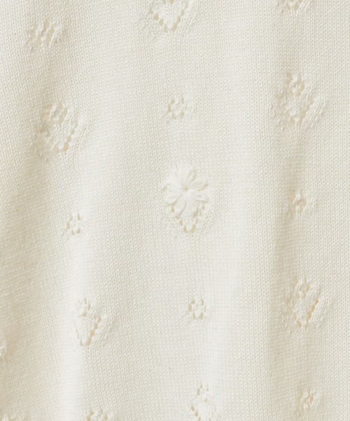 natural couture（ナチュラルクチュール）の「お花手刺繍コンパクトニット（ニット/セーター・レディース・オレンジ/グレイッシュベージュ/ブラック/オフホワイト・FREE）」の8枚目の写真