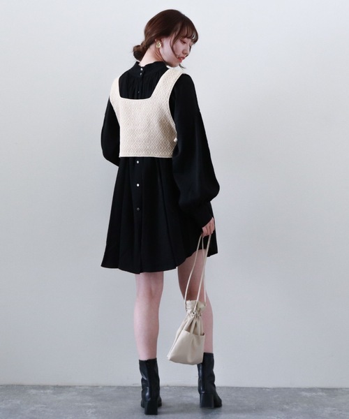 archives（アルシーヴ）の「【限定item】テントラインスタンドカラーチュニック（チュニック・レディース・ブラック/オフホワイト/ラベンダー・MEDIUM）」の10枚目の写真