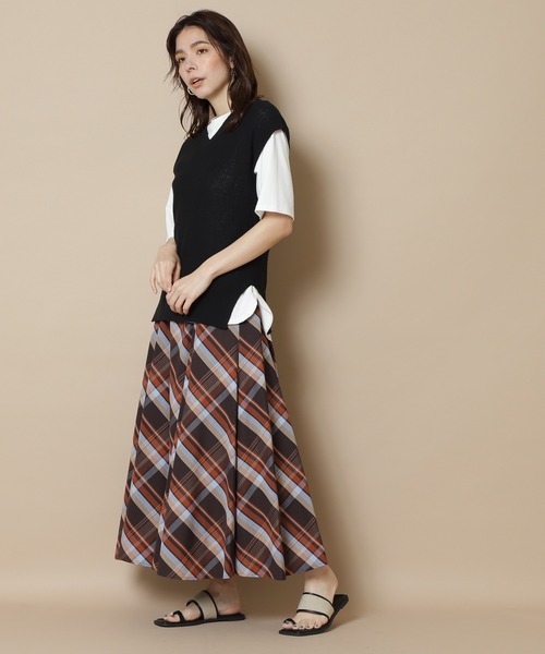 N.(N. Natural Beauty Basic)(エヌエヌナチュラルビューティーベーシック)の「◆チェックボリュームスカート(スカート・レディース・ブラック系その他/ブラウン系その他・MEDIUM)」の7枚目の写真