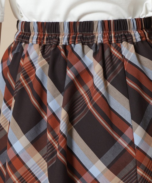 N.(N. Natural Beauty Basic)(エヌエヌナチュラルビューティーベーシック)の「◆チェックボリュームスカート(スカート・レディース・ブラック系その他/ブラウン系その他・MEDIUM)」の12枚目の写真