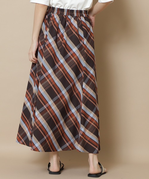 N.(N. Natural Beauty Basic)(エヌエヌナチュラルビューティーベーシック)の「◆チェックボリュームスカート(スカート・レディース・ブラック系その他/ブラウン系その他・MEDIUM)」の10枚目の写真