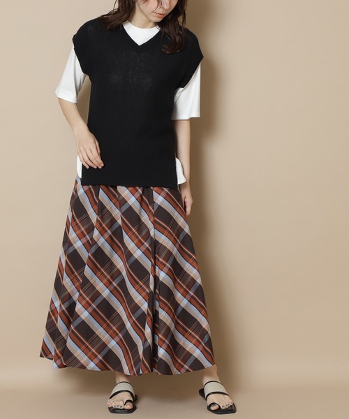 N.(N. Natural Beauty Basic)(エヌエヌナチュラルビューティーベーシック)の「◆チェックボリュームスカート(スカート・レディース・ブラック系その他/ブラウン系その他・MEDIUM)」の16枚目の写真