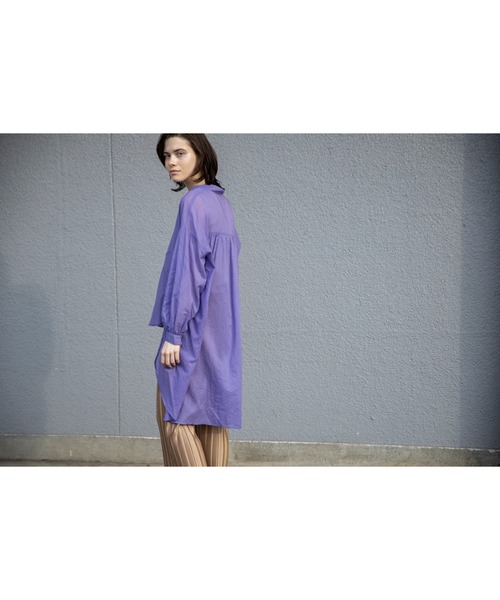 OSMOSIS(オズモーシス)の「プリーツベルボトムパンツ(その他パンツ・レディース・ライトベージュ/オリーブ/ベージュ/ブラック/ネイビー・ONE SIZE)」の16枚目の写真