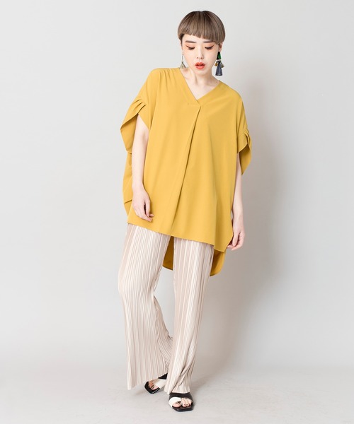 OSMOSIS(オズモーシス)の「プリーツベルボトムパンツ(その他パンツ・レディース・ライトベージュ/オリーブ/ベージュ/ブラック/ネイビー・ONE SIZE)」の20枚目の写真