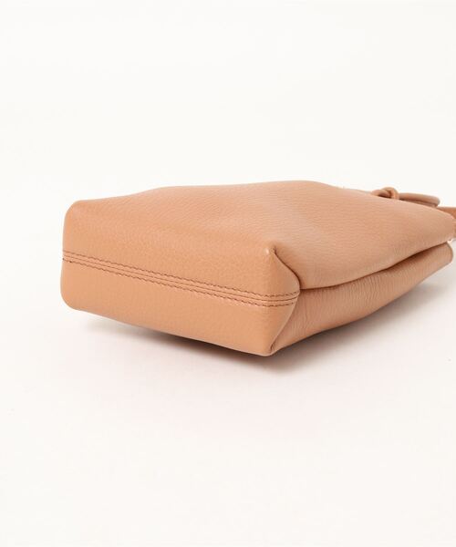 FURLA（フルラ）の「FURLA ESSENTIAL MINI VERTICAL CROSSBODY
