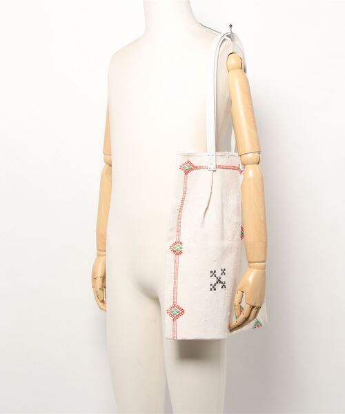 CIAOPANIC（チャオパニック）の「サブラバッグ（トートバッグ・レディース・オフホワイト・FREE）」の2枚目の写真