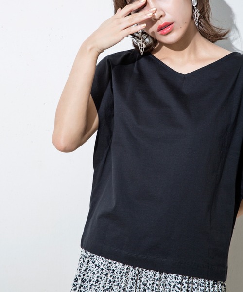 MILLION CARATS（ミリオンカラッツ）の「【STYLE4】接触冷感 2Wayフレンチカットソー（Tシャツ/カットソー・レディース・オフホワイト/ブラック/グレー/ピンク/グリーン・FREE）」の3枚目の写真