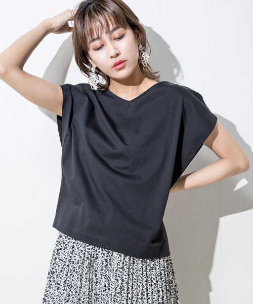 MILLION CARATS（ミリオンカラッツ）の「【STYLE4】接触冷感 2Wayフレンチカットソー（Tシャツ/カットソー・レディース・オフホワイト/ブラック/グレー/ピンク/グリーン・FREE）」の10枚目の写真