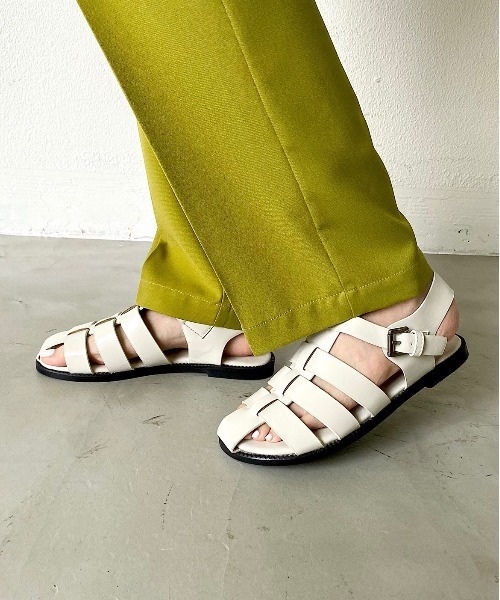 VACANCY（ヴァカンシー）の「ビーガンレザーグルカサンダル（サンダル・レディース・ブラック/アイボリー・S/M/L）」の6枚目の写真