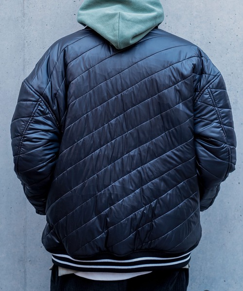 Subciety（サブサエティ）の「STADIUM FLIGHT JKT（MA-1・メンズ・ブラック/グレー・SMALL/MEDIUM/LARGE/X-LARGE）」の7枚目の写真