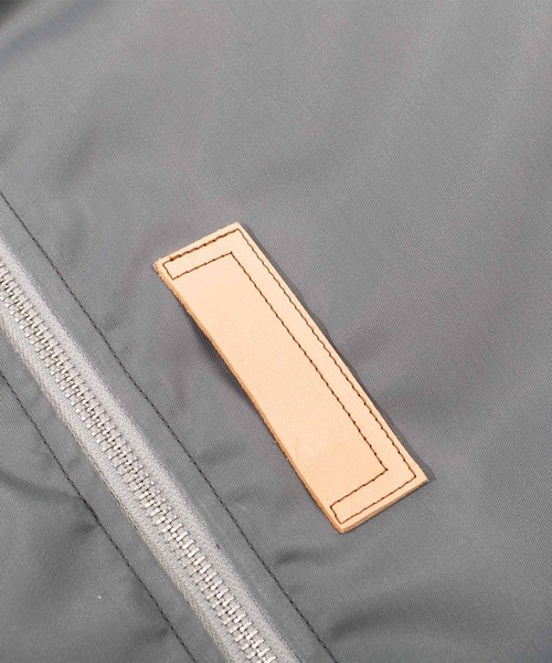 Subciety（サブサエティ）の「STADIUM FLIGHT JKT（MA-1・メンズ・ブラック/グレー・SMALL/MEDIUM/LARGE/X-LARGE）」の17枚目の写真