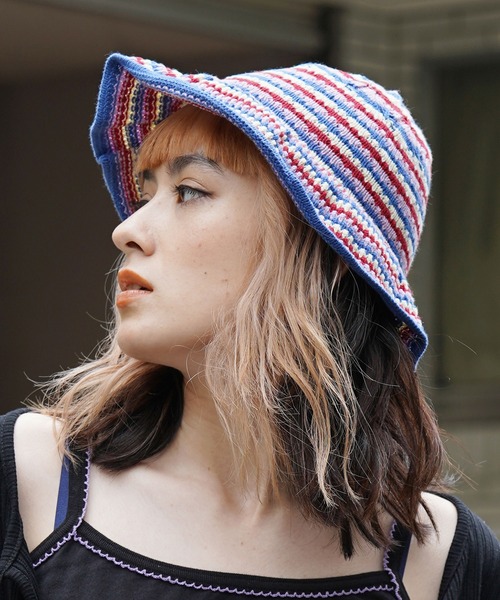 X-girl（エックスガール）の「KNIT BUCKET HAT（ハット・レディース・ホワイト/ブラック/バーガンディー・ONE SIZE）」の11枚目の写真