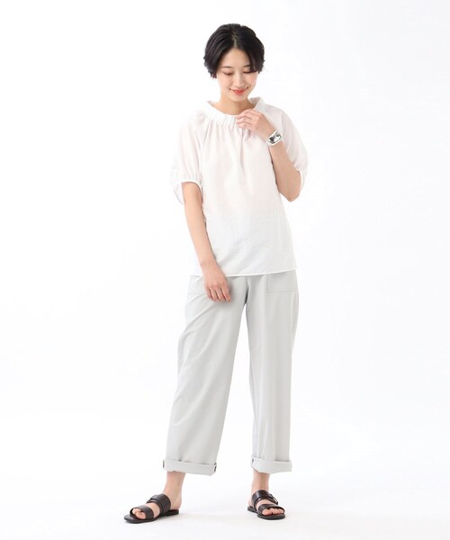 UNTITLED（アンタイトル）の「◆【洗える】シルキーローンブラウス（シャツ/ブラウス・レディース・ブラック/オフホワイト/ナチュラル/パープル系・02/00/99/03/01）」の7枚目の写真