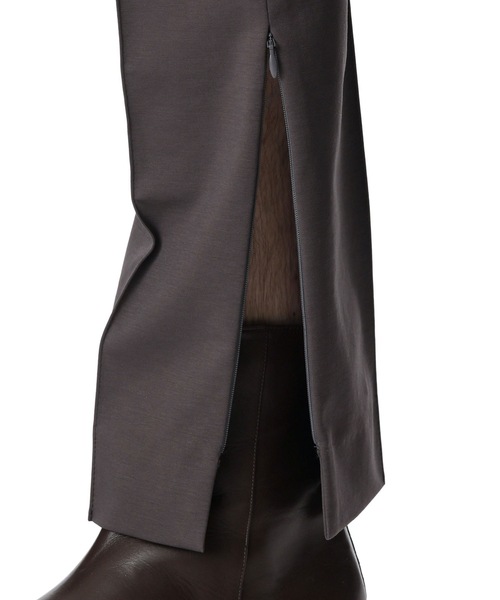 ATTACHMENT（アタッチメント）の「PONTE JERSEY CENTER CREASE