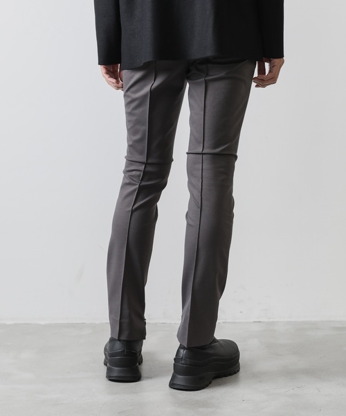 ATTACHMENT（アタッチメント）の「PONTE JERSEY CENTER CREASE