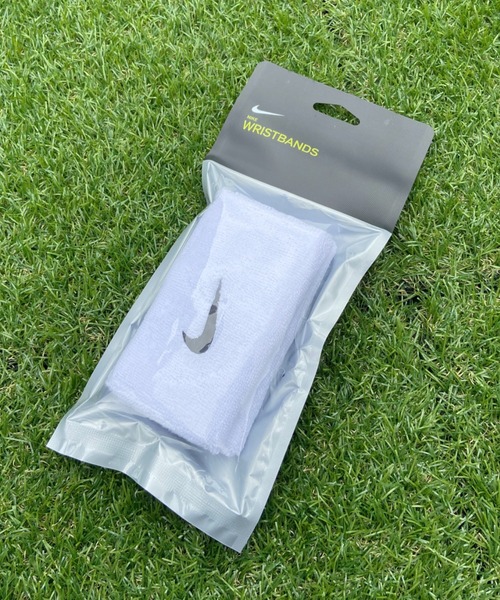 NIKE(ナイキ)の「NIKE ナイキ / スウッシュ ダブルワイド リストバンド 2個セット(バングル/リストバンド・レディース・ホワイト・FREE)」の7枚目の写真