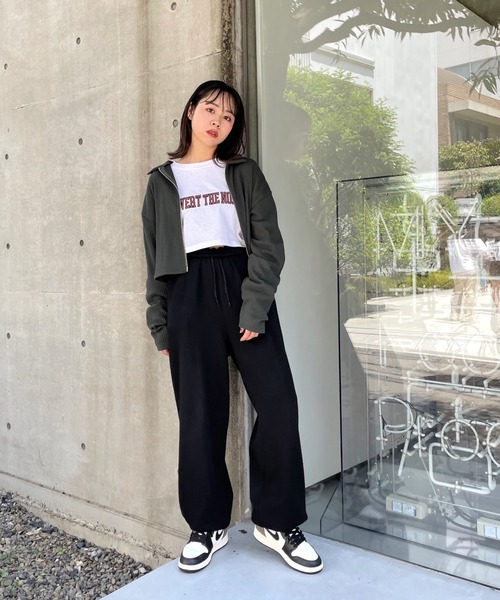 WHO'S WHO gallery(フーズフーギャラリー)の「ファスナーデザイントップス(カーディガン/ボレロ・レディース・ブラック/ピンク/グリーン/トップグレー・FREE)」の12枚目の写真