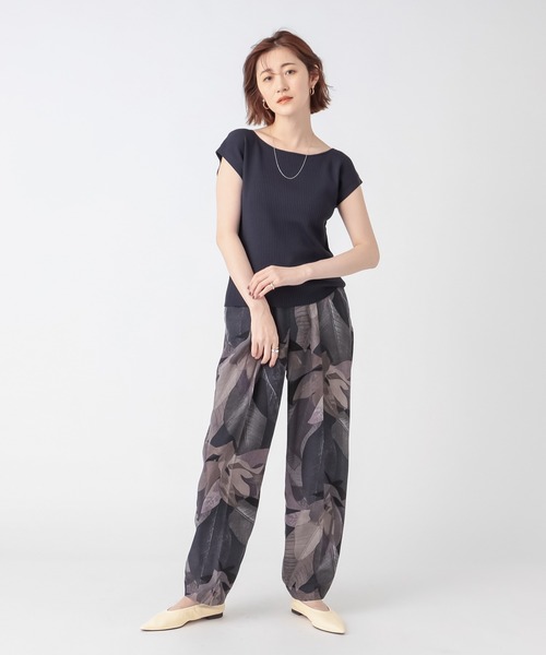 RIVE DROITE（リヴドロワ）の「コーディネートの主役になる　VINTAGEリーフカーブパンツ（その他パンツ・レディース・ブラック/ブラウン・FREE）」の14枚目の写真