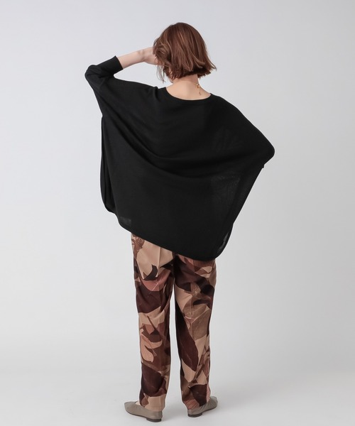 RIVE DROITE（リヴドロワ）の「コーディネートの主役になる　VINTAGEリーフカーブパンツ（その他パンツ・レディース・ブラック/ブラウン・FREE）」の5枚目の写真