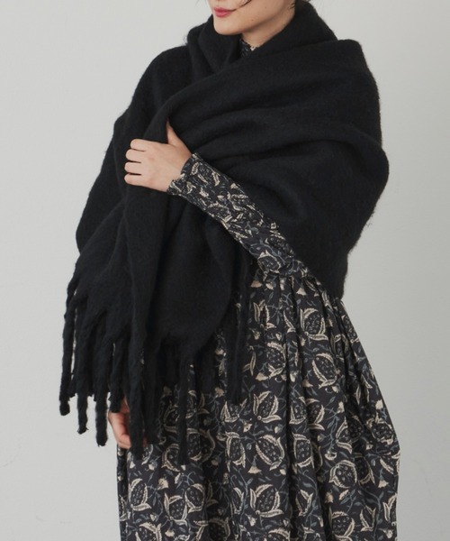 Libra Cue(リブラ キュー)の「モヘアタッチボリュームストール(ストール/ショール・レディース・ブラック/グリーン/ブルーグレー/マスタード/モカ/アイボリー・FREE)」の9枚目の写真