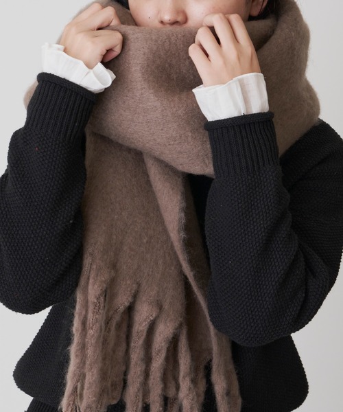 Libra Cue(リブラ キュー)の「モヘアタッチボリュームストール(ストール/ショール・レディース・ブラック/グリーン/ブルーグレー/マスタード/モカ/アイボリー・FREE)」の12枚目の写真