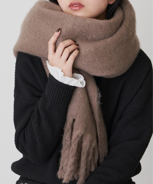Libra Cue(リブラ キュー)の「モヘアタッチボリュームストール(ストール/ショール・レディース・ブラック/グリーン/ブルーグレー/マスタード/モカ/アイボリー・FREE)」の14枚目の写真