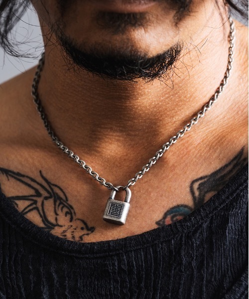 GARA（ガラ）の「GARA:唐 PADLOCK NECKLACE (S)（ネックレス）」 - WEAR