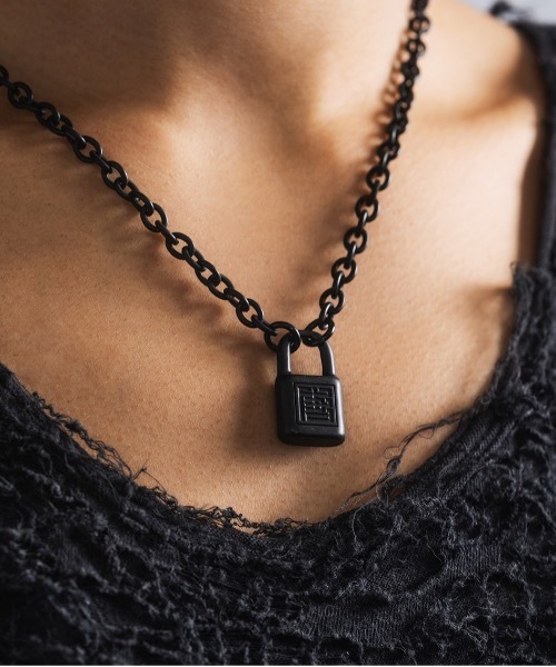 GARA（ガラ）の「GARA:唐 PADLOCK NECKLACE (S)（ネックレス）」 - WEAR