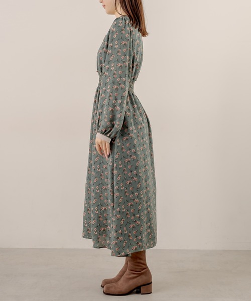 OLIVE des OLIVE(オリーブデオリーブ)の「配色パイピングVネックワンピース(ワンピース・レディース・ライトブラウン/ブラック/オフホワイト/グリーン/ラベンダー・FREE)」の22枚目の写真