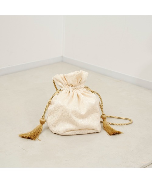 CPCM(シーピーシーエム)の「タッセル付きジャカード巾着BAG(ショルダーバッグ・レディース・ブラック/アイボリー/ネイビー・FREE)」の3枚目の写真