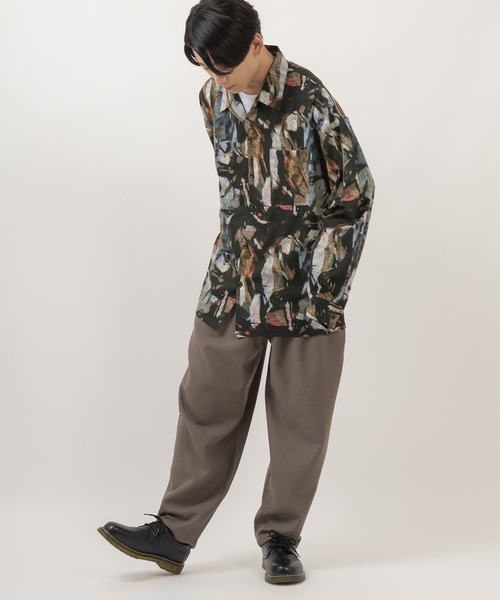 SlashDate（スラッシュデイト）の「総柄プリントビッグシルエットシャツ/とろみシャツ/オープンカラーシャツ/開襟シャツ/オーバーサイズシャツ（シャツ/ブラウス・メンズ・ブラック/ブラウン/ホワイト/ブラック系その他/ブラック系その他2/ブラック系その他3/ホワイト系その他/ブルー/ホワイト系その他2/ブラック系その他4/ブラック系その他5/ブラック系その他6・M/L）」の14枚目の写真