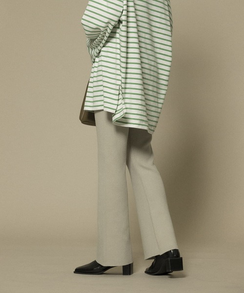 KBF(ケイビーエフ)の「フレアRIBニットパンツ(その他パンツ・レディース・チャコールグレー/ライトグレー/ブラック・ONE)」の20枚目の写真